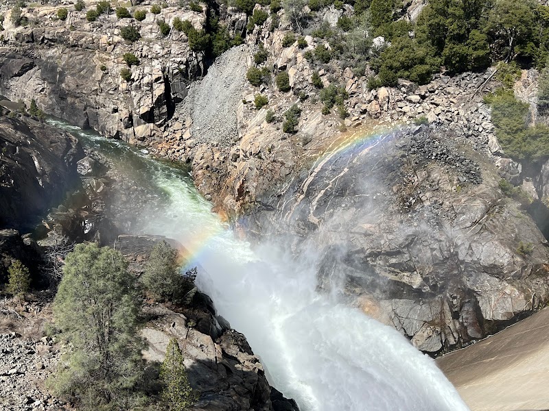 Visiting Wapama Falls at Hetch Hetchy in Hetch Hetchy Reservoir surrounding landscape