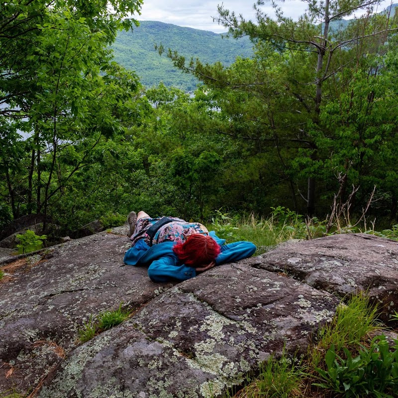 Hiking Deer Leap: Mount Greylock’s Hidden Gem - Appalachian National Scenic Trail