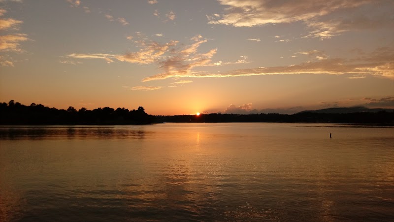 Paddling Guide to Lake Hickory: A Guide to Serene Waters - Charlotte