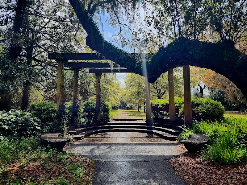 Airlie Gardens: A Wilmington Wonderland - Wilmington