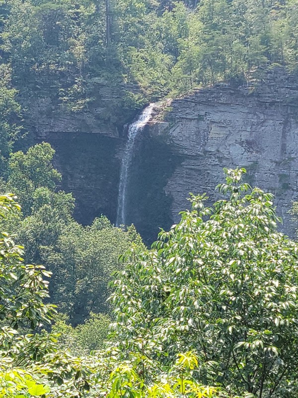 Graces High Falls outdoor detail