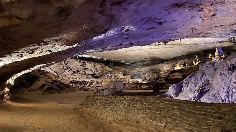 Cumberland Caverns - Cumberland Caverns