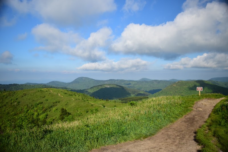 Black Balsam Knob surrounding landscape