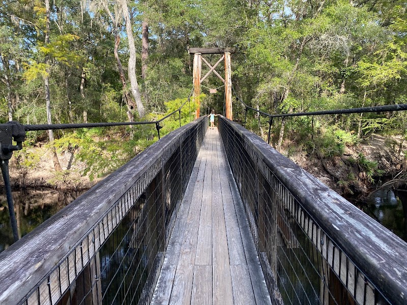 O'Leno State Park surrounding landscape