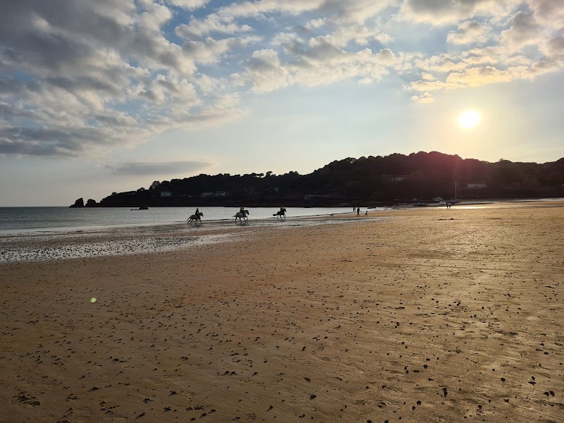 St Brelade's Bay: A Coastal Gem - St Brelade's Bay