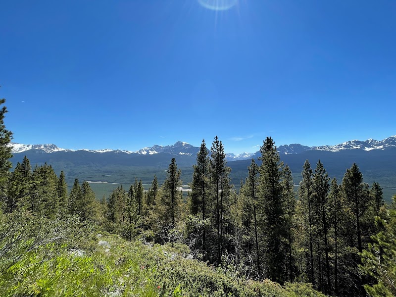 Castle Mountain Lookout - Castle Mountain Lookout