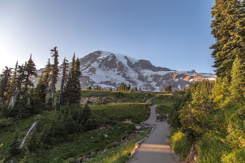 Paradise: A Nature Lover’s Dream surrounding landscape