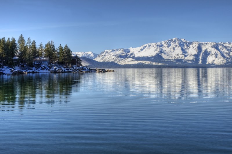 Lake Tahoe: A Pristine Gem surrounding landscape