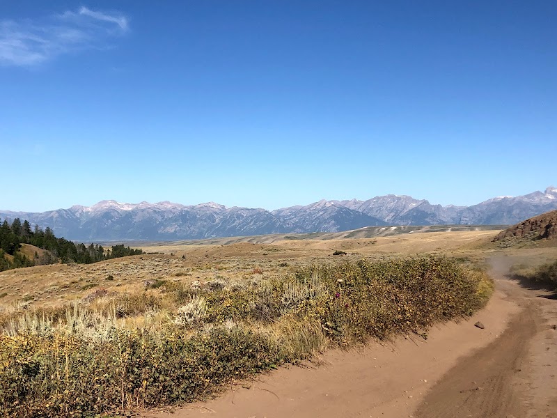 Discover Gros Ventre Wilderness surrounding landscape