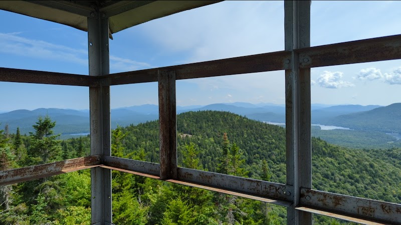 Discover Owls Head Mountain surrounding landscape