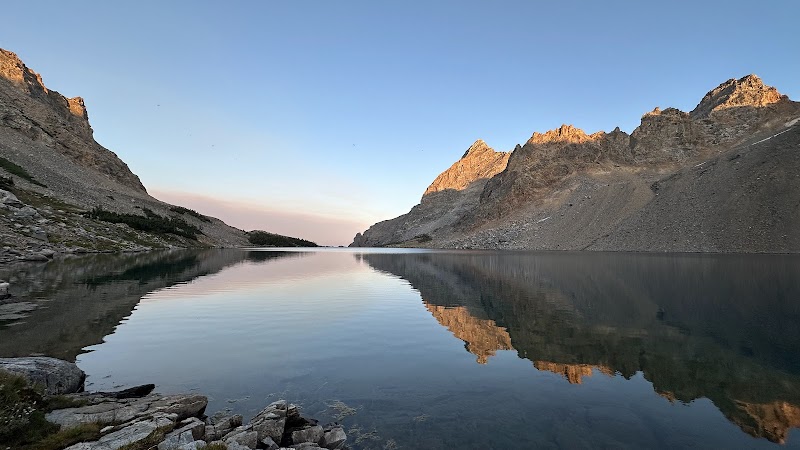 Discover the Majesty of the Teton Crest Trail outdoor detail