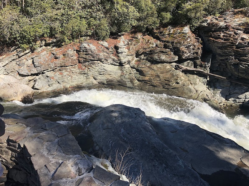 Hawksbill Mountain: A Vista Worth the Climb - Hawksbill Mountain Trail Head