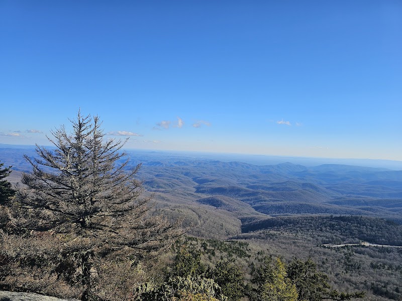 Grandfather Mountain Overlook: A Natural Marvel - Grandfather Mountain Overlook