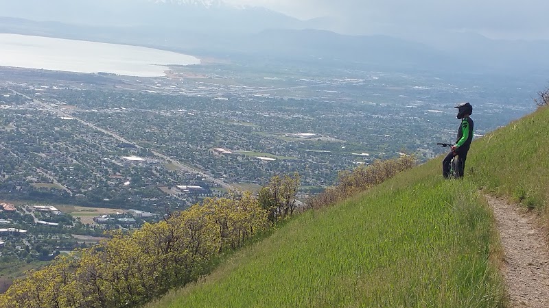 Majestic Views at Kyhv Peak Trail - Kyhv Peak Trail