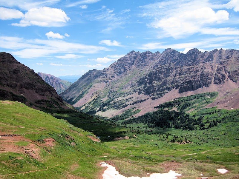 Backpacking The Four Pass Loop near Aspen, Colorado - West Maroon Pass