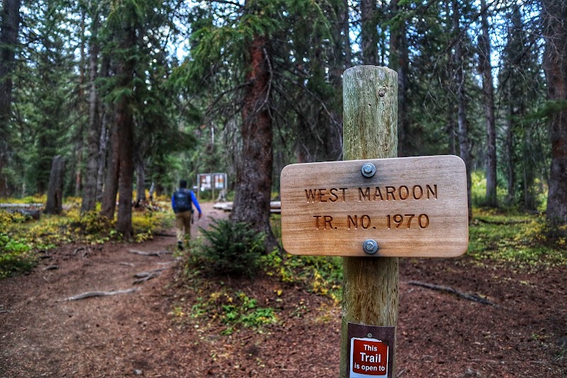 Backpacking The Four Pass Loop near Aspen, Colorado - West Maroon Pass