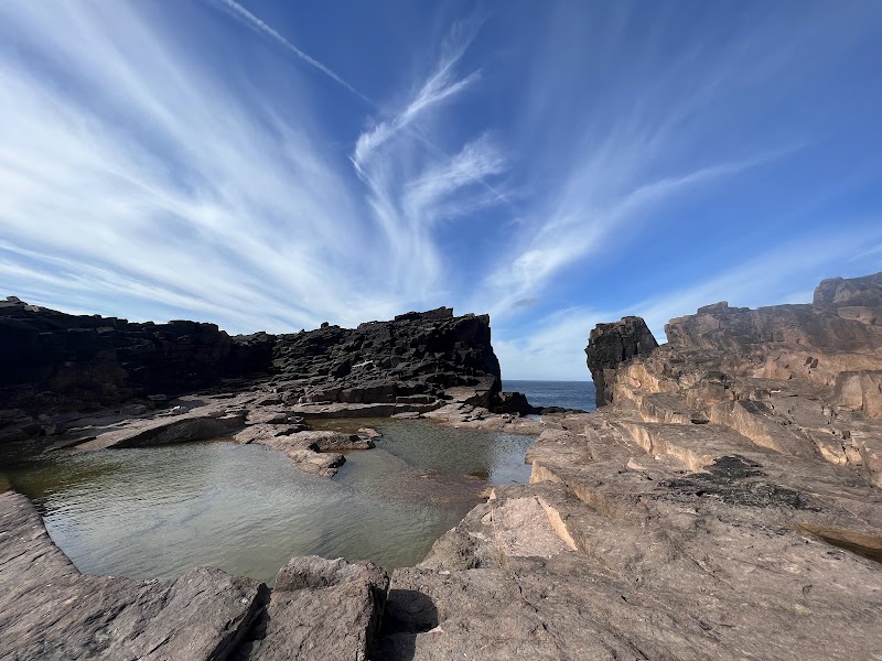 Clifftop Marvel: Da Grind o da Navir - Da Grind o da Navir