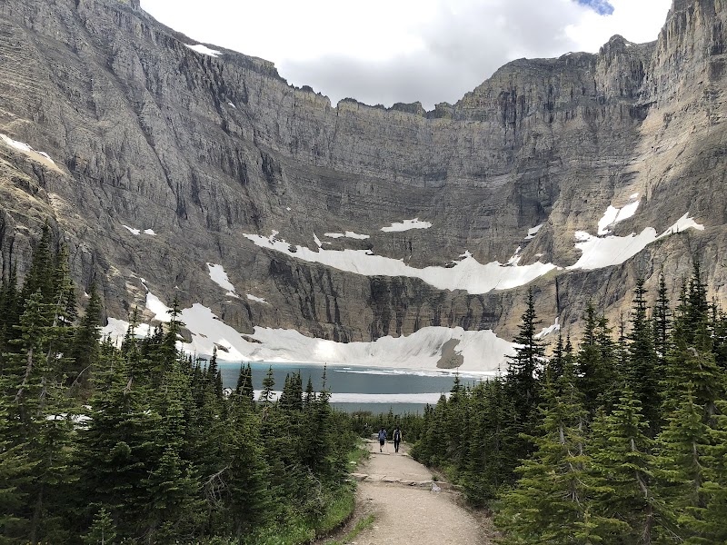 Iceberg Lake: A Glacial Gem in Montana surrounding landscape