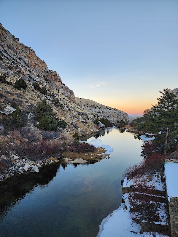 Sinks Canyon State Park: Nature's Hidden Marvel surrounding landscape