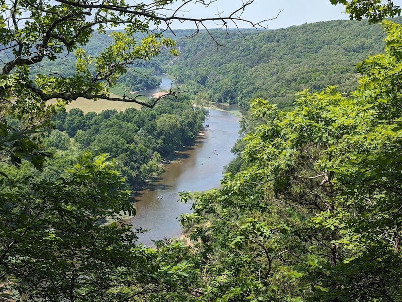Riverside Wonder: River View Trailhead - River View Trailhead