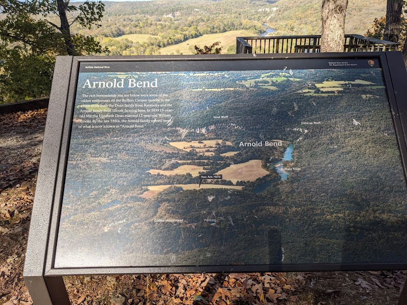 Riverside Wonder: River View Trailhead surrounding landscape
