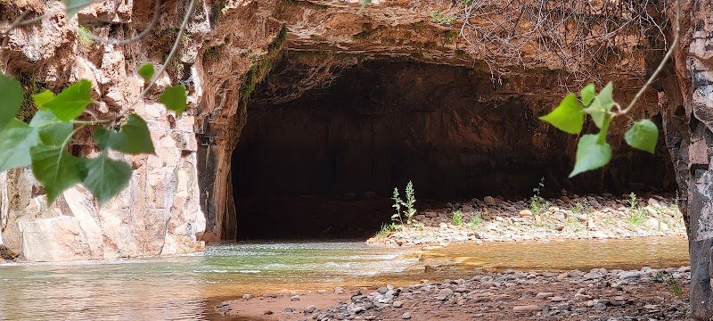 Rushing Waters of Cibecue Creek: Arizona's Hidden Gem outdoor detail