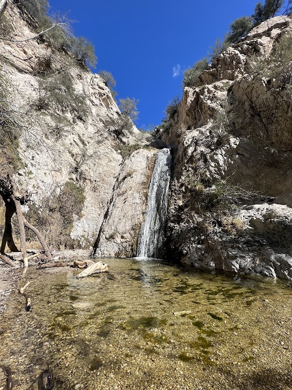 A Journey Through Switzer Falls - Switzer Falls Trail