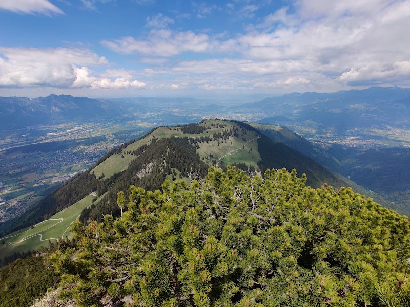 Hiking the Majestic Drei Schwestern - Drei Schwestern