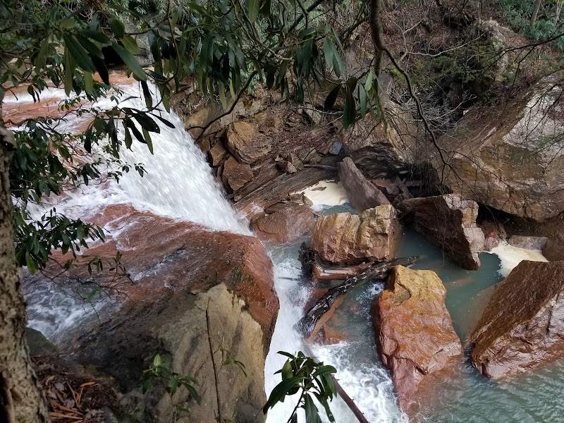 Discover Douglas Falls: A Natural Escape - Douglas Falls