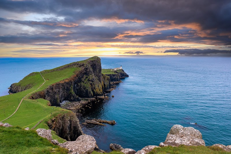 Neist Cliff Viewpoint: A Coastal Marvel on the Isle of Skye - Neist Cliff Viewpoint