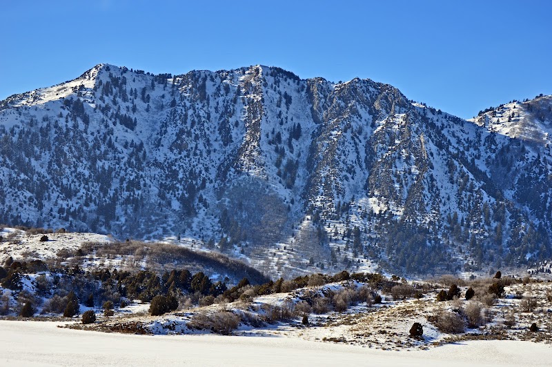 Discover the Majestic Black Peak - Black Peak