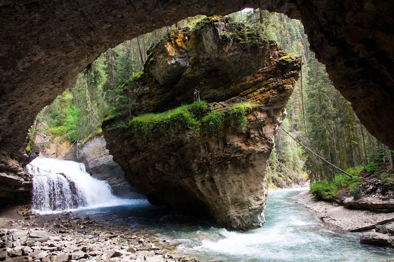 Wonders of Johnston Canyon - Johnston Canyon