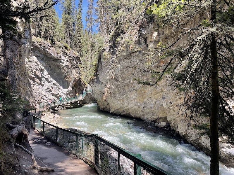 Wonders of Johnston Canyon - Johnston Canyon