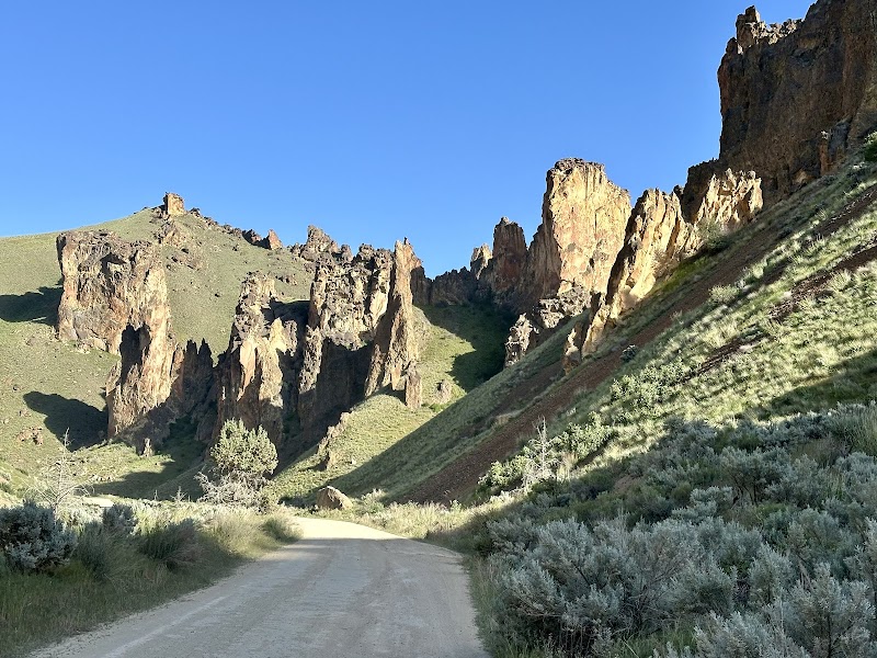 Majestic Rockscapes of Leslie Gulch - Leslie Gulch