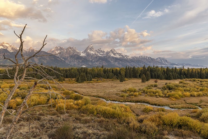Rugged Beauty of Blacktail Ponds Overlook - Blacktail Ponds Overlook