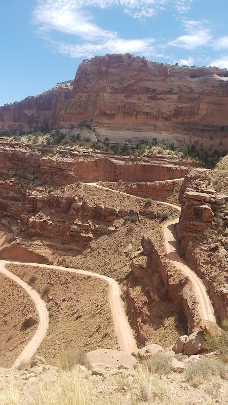 Biking on White Rim Road outdoor detail