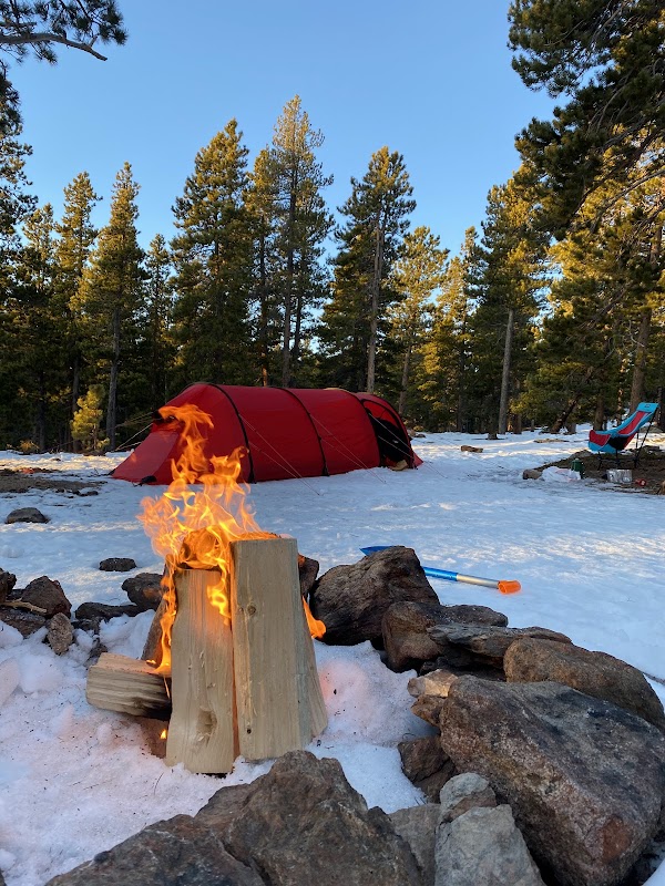 Camping in the Wilderness: Gordon Gulch surrounding landscape
