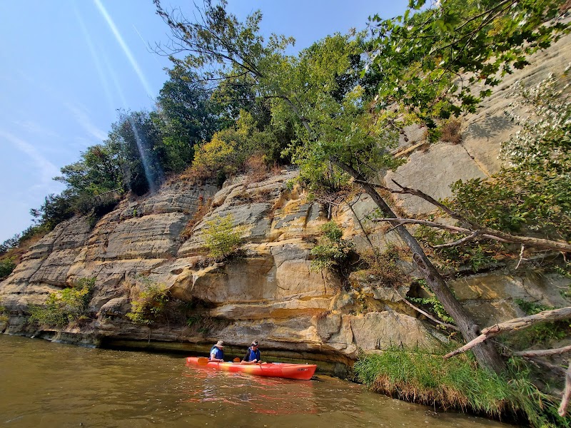 Discovering Buffalo Rock State Park surrounding landscape