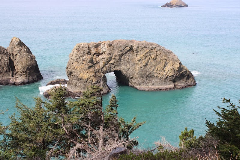 Majestic Arc of Arch Rock State Park - Arch Rock State Park