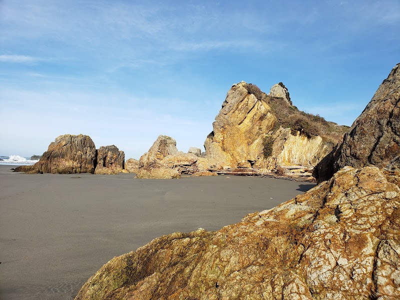 Sunset Point: Coastal Beauty in Brookings - Sunset Point