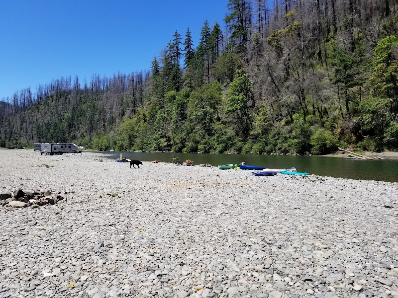 Riverside Retreat: Discover Redwood Bar in Brookings, OR - Redwood Bar