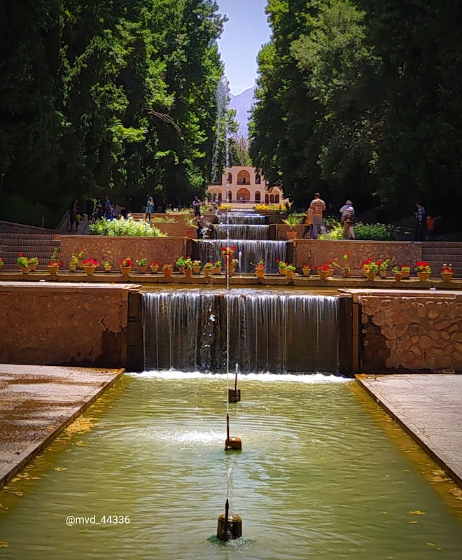 The Lush Oasis of Shahzadeh Mahan - Shahzadeh Mahan Historical Garden