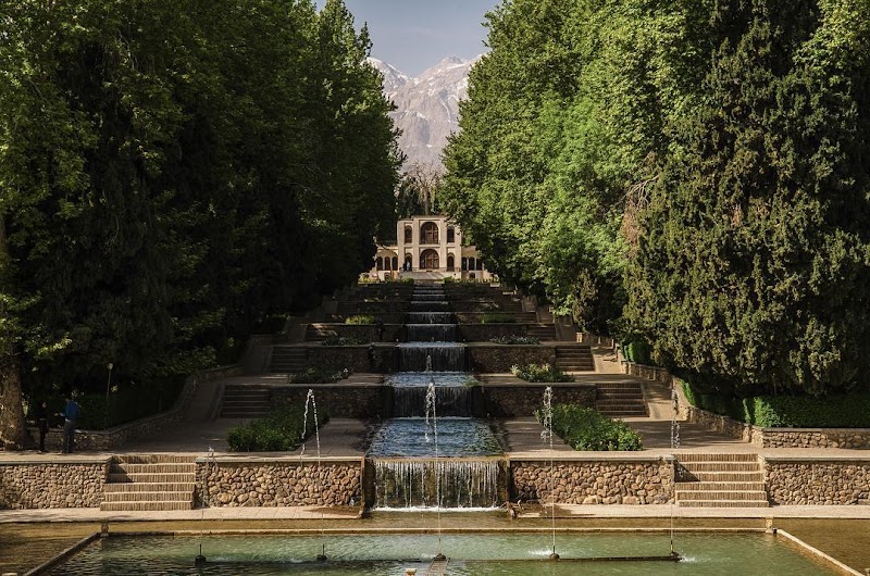 The Lush Oasis of Shahzadeh Mahan - Shahzadeh Mahan Historical Garden