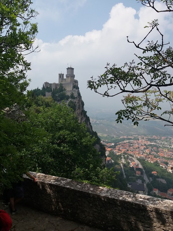 Mountains and Vistas of Faetano - Faetano
