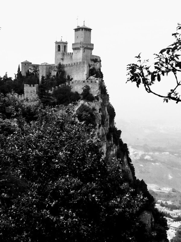 Mountains and Vistas of Faetano - Faetano