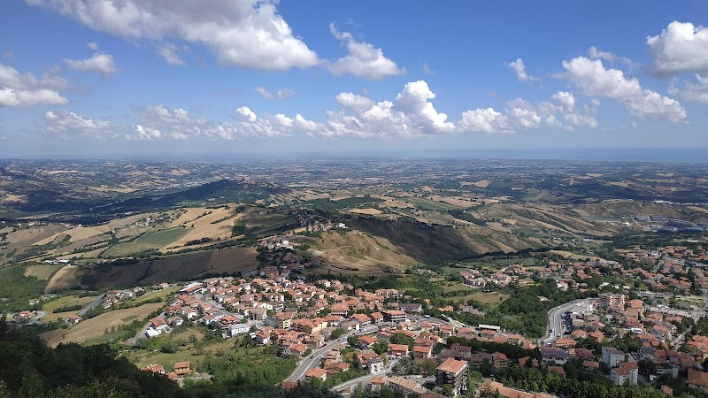 Cable Car Journey in San Marino - Cable Car San Marino City