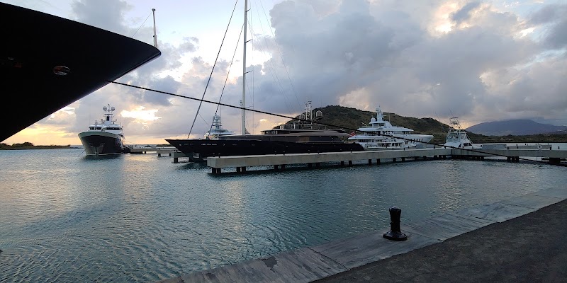 Serenity by the Sea: White House Bay - White House Bay