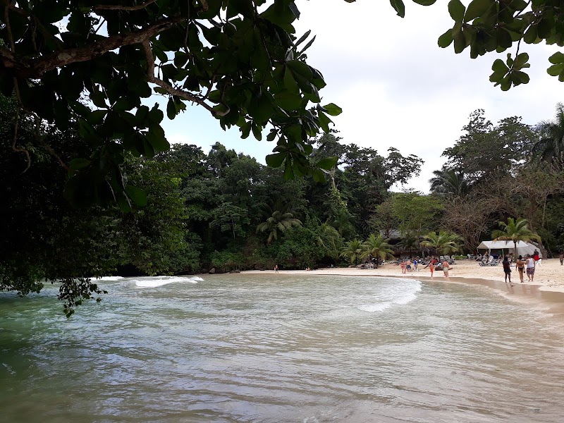 A Tropical Paradise: Frenchman's Cove Beach - Frenchman's Cove beach