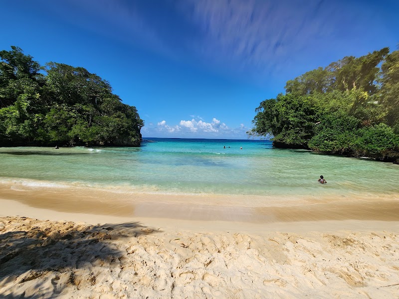 A Tropical Paradise: Frenchman's Cove Beach - Frenchman's Cove beach
