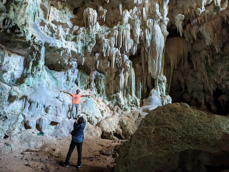 Subterranean Wonders: Cave Grotte Marie-Jeanne - Cave Grotte Marie-Jeanne